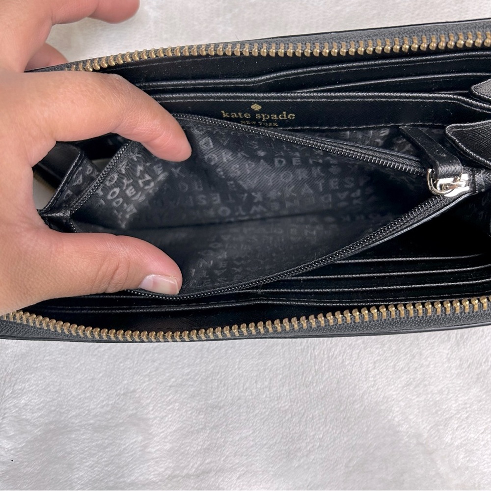 KATE SPADE | Wallet - Picture 9 of 10